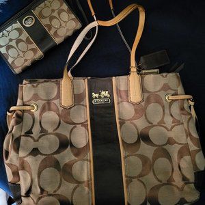 Coach bag and wallet set
